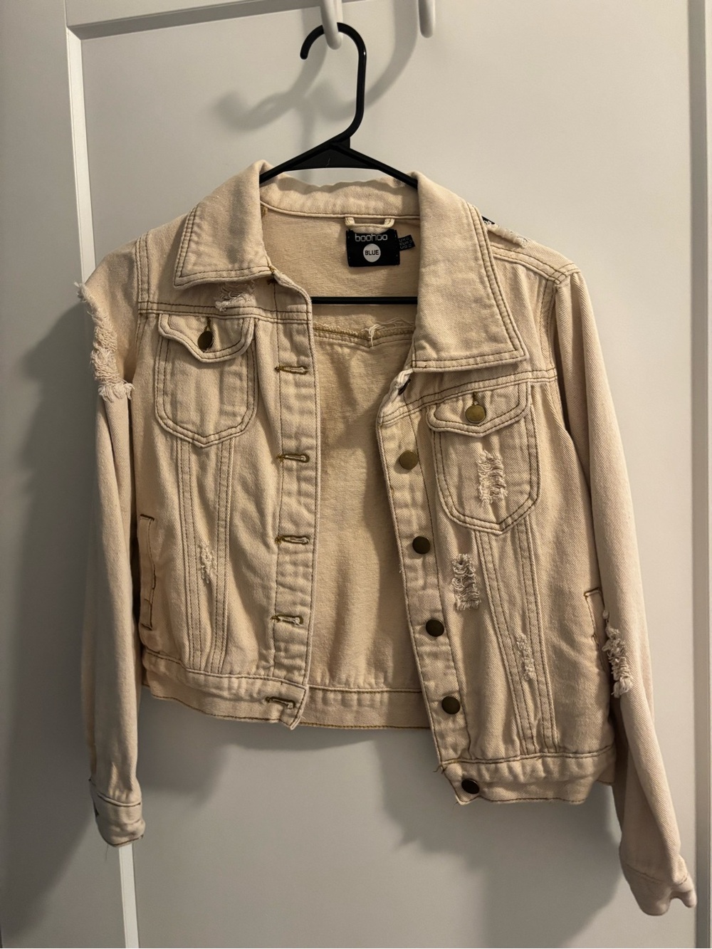 Boohoo Distressed Crop Denim Jacket - Cream